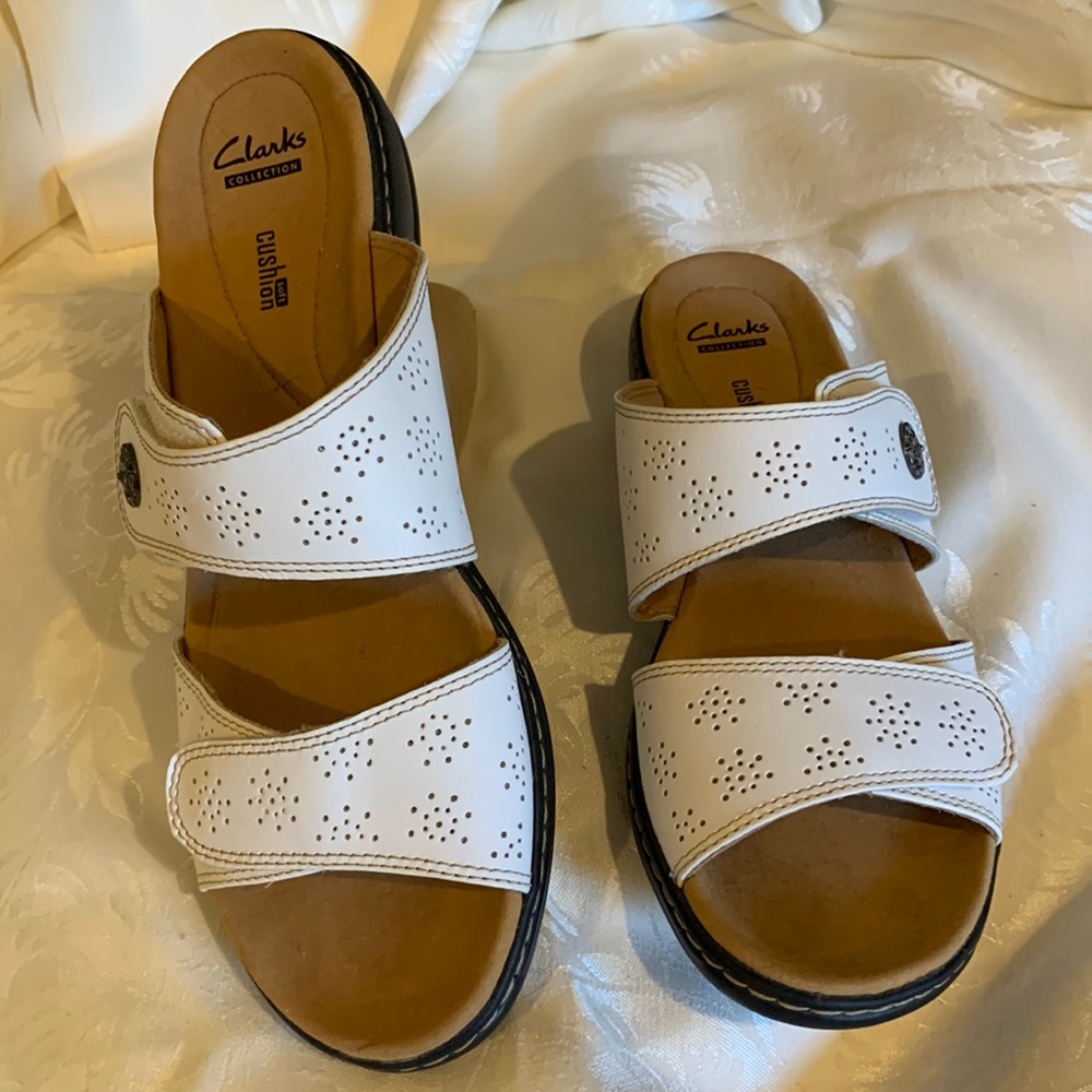 New Clark’s soft cushion sandal